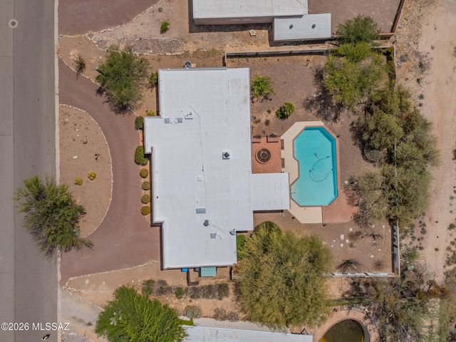 7734 E Oakwood Circle, Tucson, AZ 85750