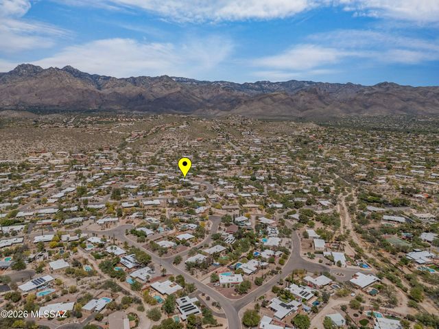 7734 E Oakwood Circle, Tucson, AZ 85750