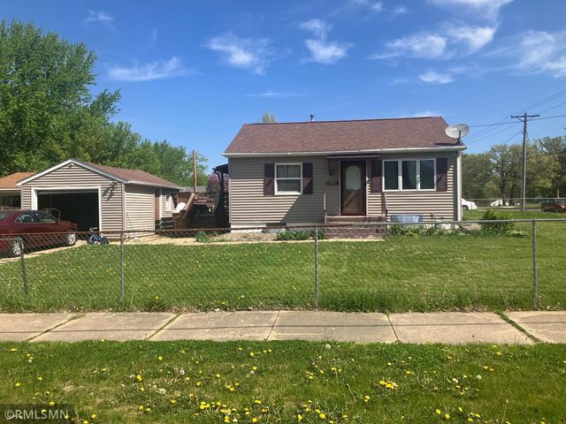 1921 3rd Avenue NE, Austin, MN 55912