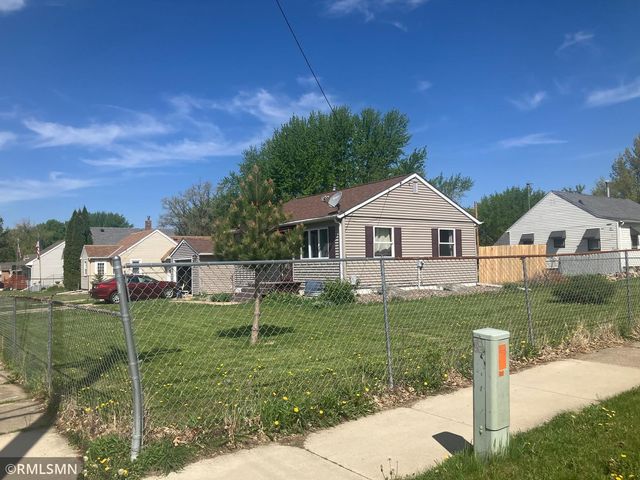 1921 3rd Avenue NE, Austin, MN 55912