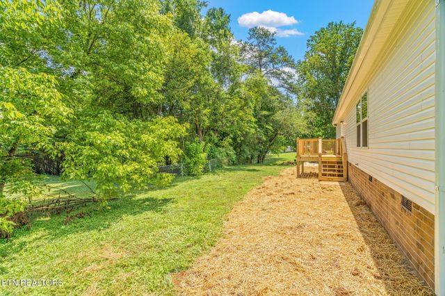 115 Ford Ave, Harriman, TN 37748