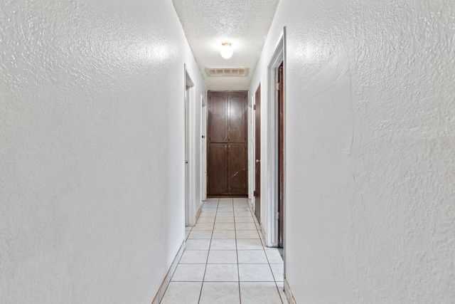 3706 Arizona Ave, Riverbank, CA 95367