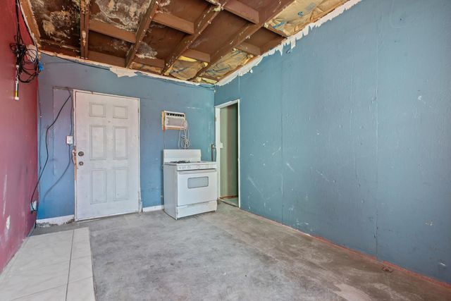 3706 Arizona Ave, Riverbank, CA 95367