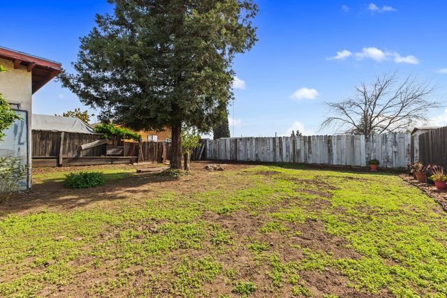 3706 Arizona Ave, Riverbank, CA 95367