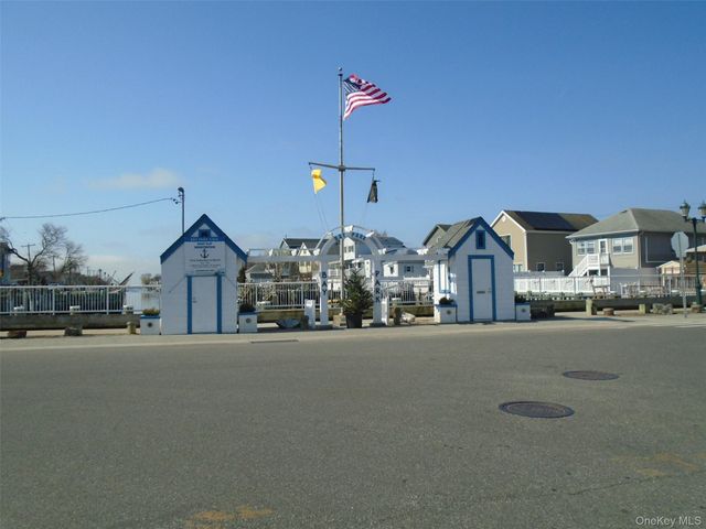 12 North Boulevard, East Rockaway, NY 11518