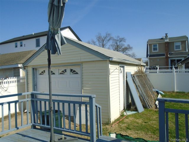 12 North Boulevard, East Rockaway, NY 11518