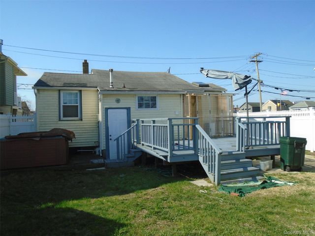12 North Boulevard, East Rockaway, NY 11518