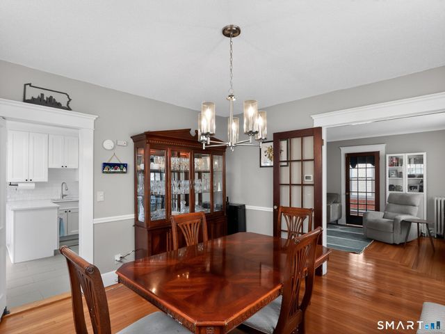 44 Lake Street, Hamden, CT 06517