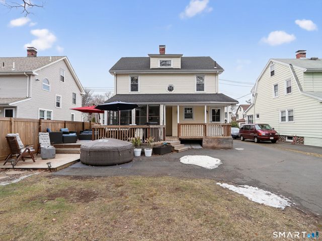 44 Lake Street, Hamden, CT 06517