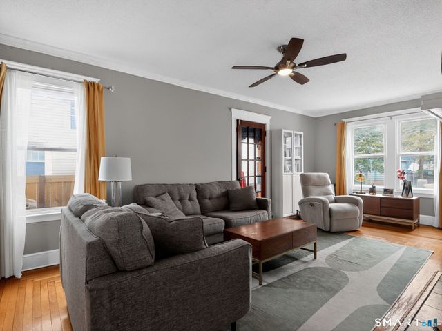 44 Lake Street, Hamden, CT 06517