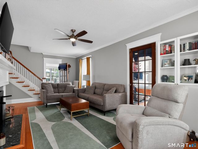 44 Lake Street, Hamden, CT 06517