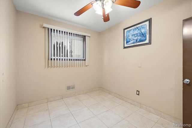 5061 Temple Drive, Sterling Heights, MI 48310