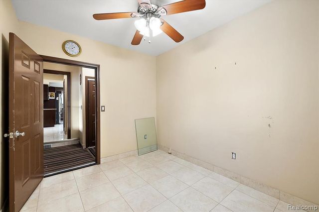 5061 Temple Drive, Sterling Heights, MI 48310