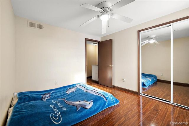 5061 Temple Drive, Sterling Heights, MI 48310