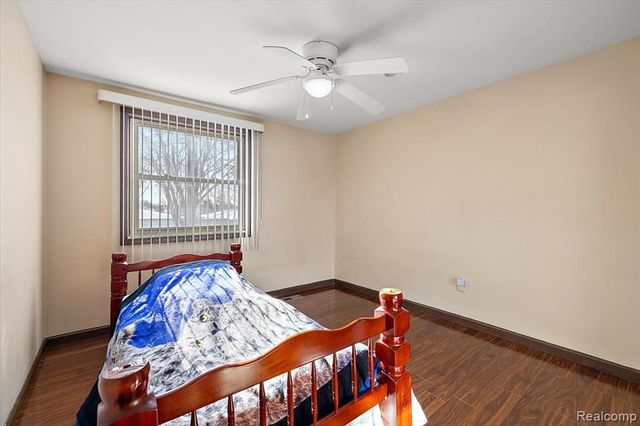 5061 Temple Drive, Sterling Heights, MI 48310