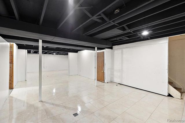 5061 Temple Drive, Sterling Heights, MI 48310