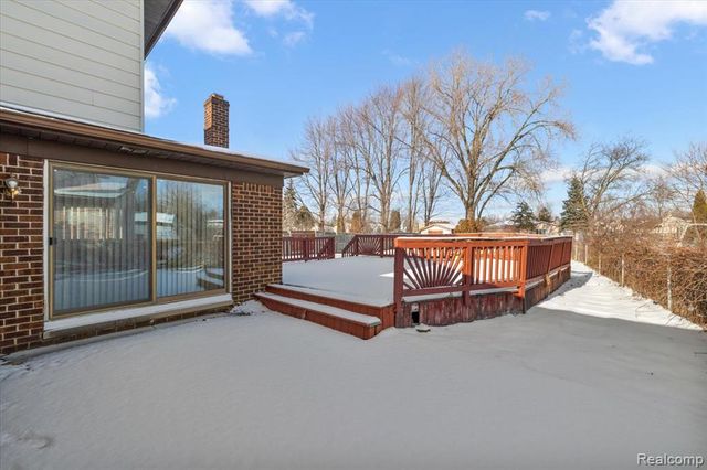 5061 Temple Drive, Sterling Heights, MI 48310