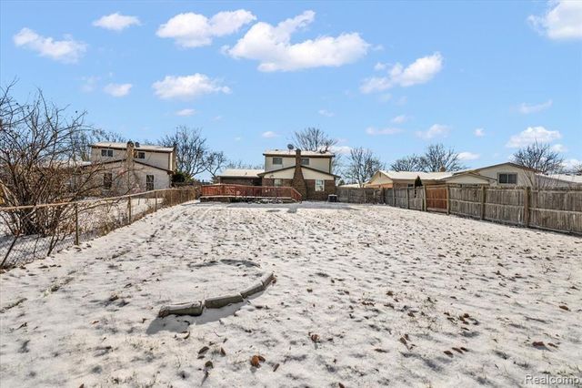 5061 Temple Drive, Sterling Heights, MI 48310