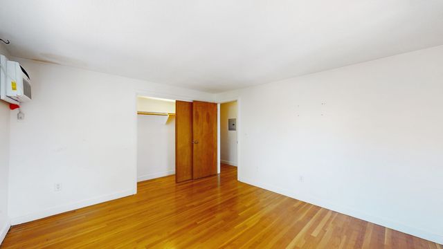 189 W. Wyoming Ave. 31, Melrose, MA 02176