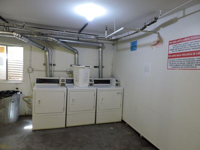 703 E Fullerton Avenue 1-110, Glendale Heights, IL 60139