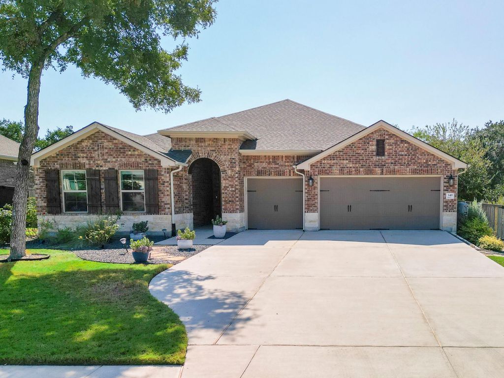 349 Arapaho DR, Kyle, TX 78640