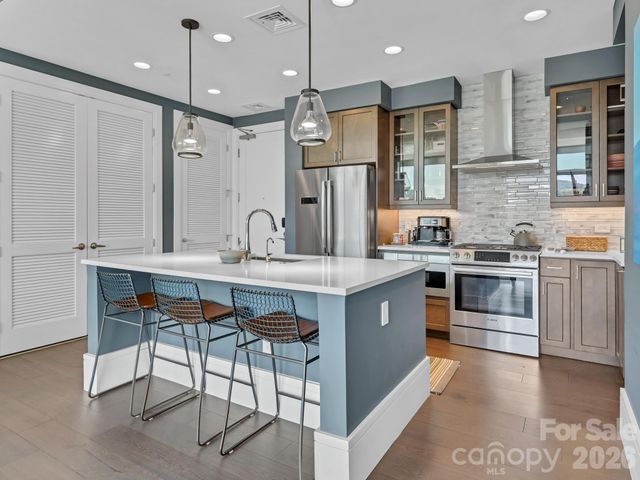 7 Patton Avenue 1103, Asheville, NC 28801