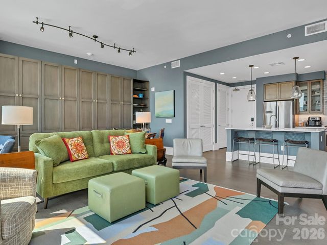 7 Patton Avenue 1103, Asheville, NC 28801