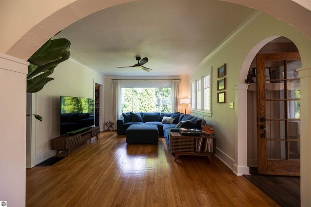 1803 NW Leonard Street, Grand Rapids, MI 49504