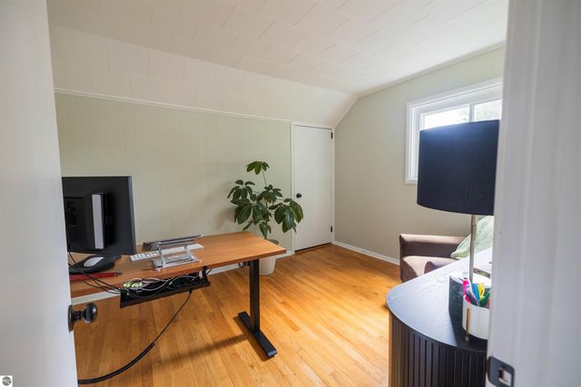 1803 NW Leonard Street, Grand Rapids, MI 49504