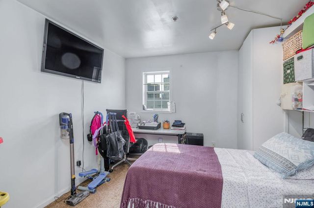 318 54th 4G, West New York, NJ 07093