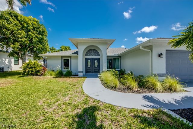 121 SE 17th ST, Cape Coral, FL 33990