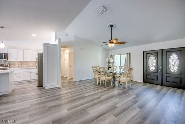 121 SE 17th ST, Cape Coral, FL 33990