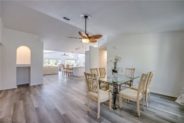 121 SE 17th ST, Cape Coral, FL 33990