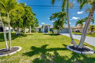 121 SE 17th ST, Cape Coral, FL 33990