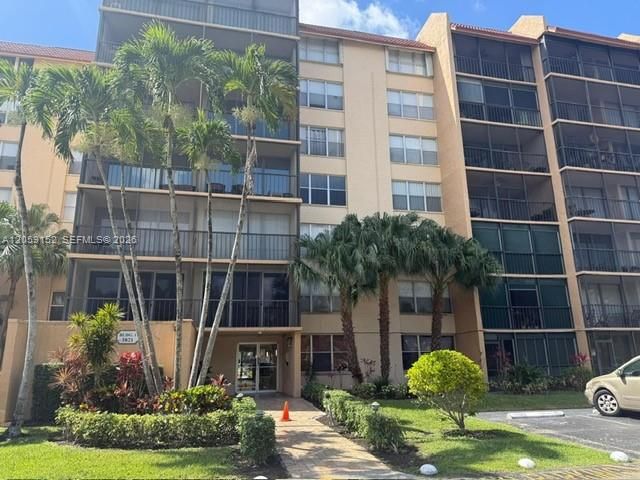3821 Environ Boulevard 407, Lauderhill, FL 33319