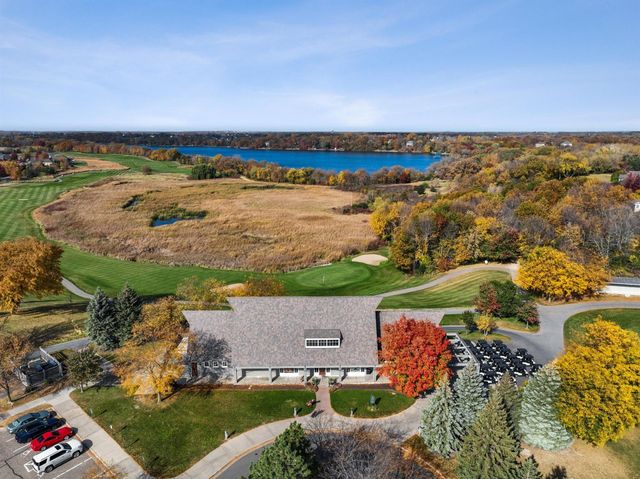 1698 Oak Creek Pass, Chaska, MN 55318