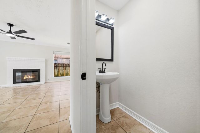 12346 Misty Laurel Drive, Houston, TX 77014