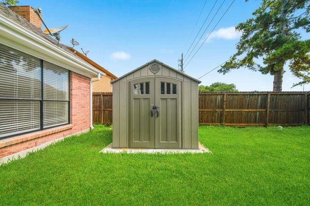 12346 Misty Laurel Drive, Houston, TX 77014