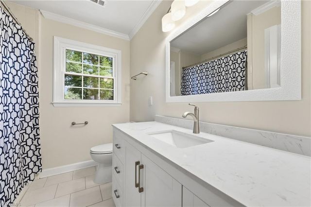 106 Stafford Oak Road, Jamestown, NC 27282
