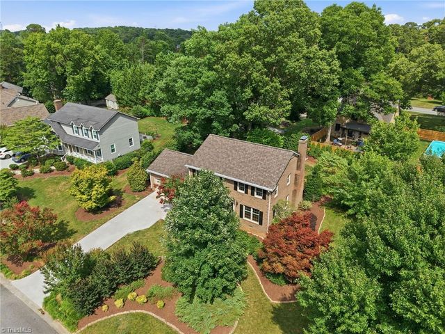 106 Stafford Oak Road, Jamestown, NC 27282