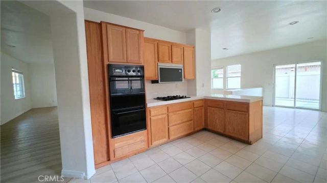 1195 Harrier, Perris, CA 92571