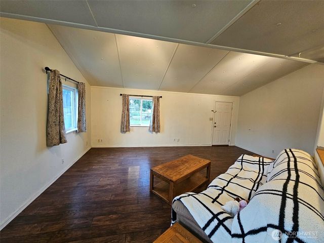 22039 Old Hwy 99 SW, Centralia, WA 98531