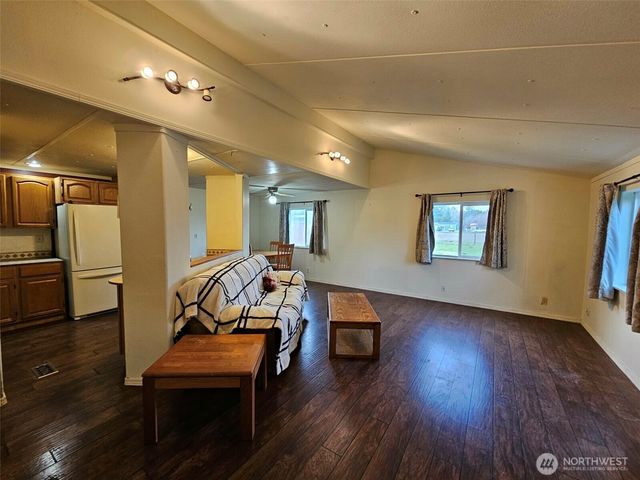 22039 Old Hwy 99 SW, Centralia, WA 98531