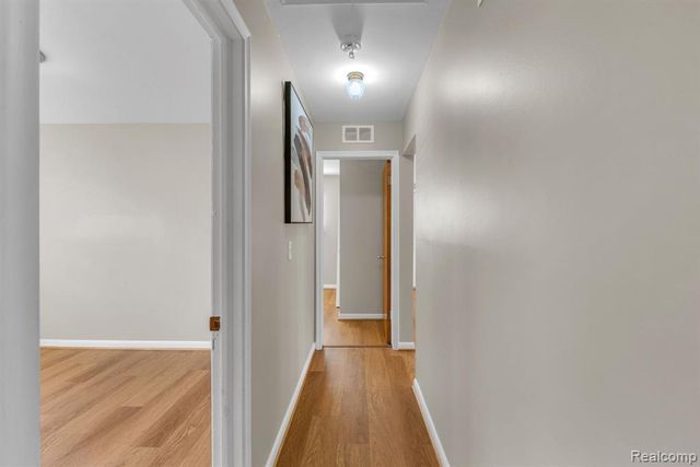 4475 Ziegler Street, Dearborn Heights, MI 48125