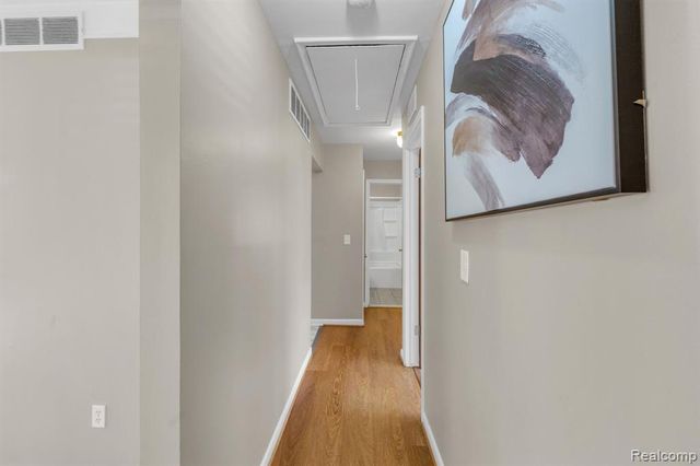 4475 Ziegler Street, Dearborn Heights, MI 48125