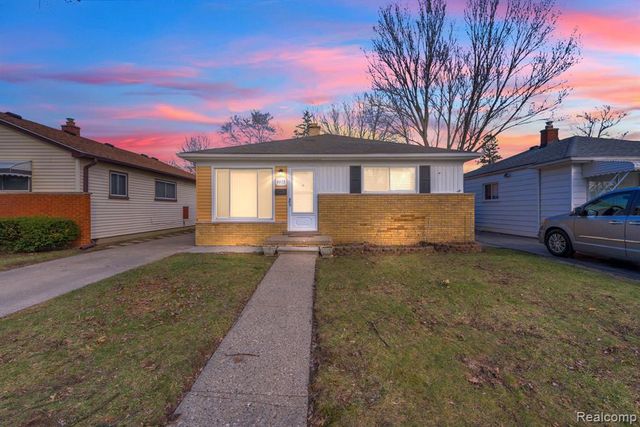 4475 Ziegler Street, Dearborn Heights, MI 48125