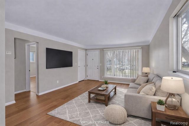 4475 Ziegler Street, Dearborn Heights, MI 48125