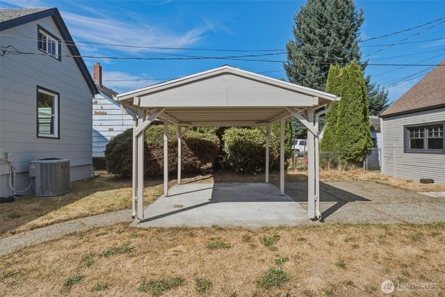 1709 S 35th Street, Tacoma, WA 98418