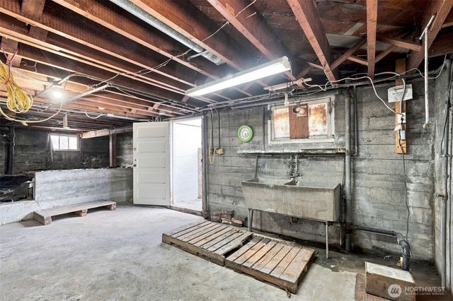 1709 S 35th Street, Tacoma, WA 98418