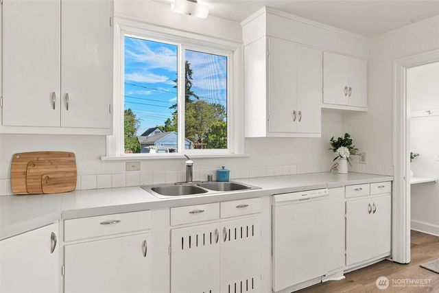 1709 S 35th Street, Tacoma, WA 98418